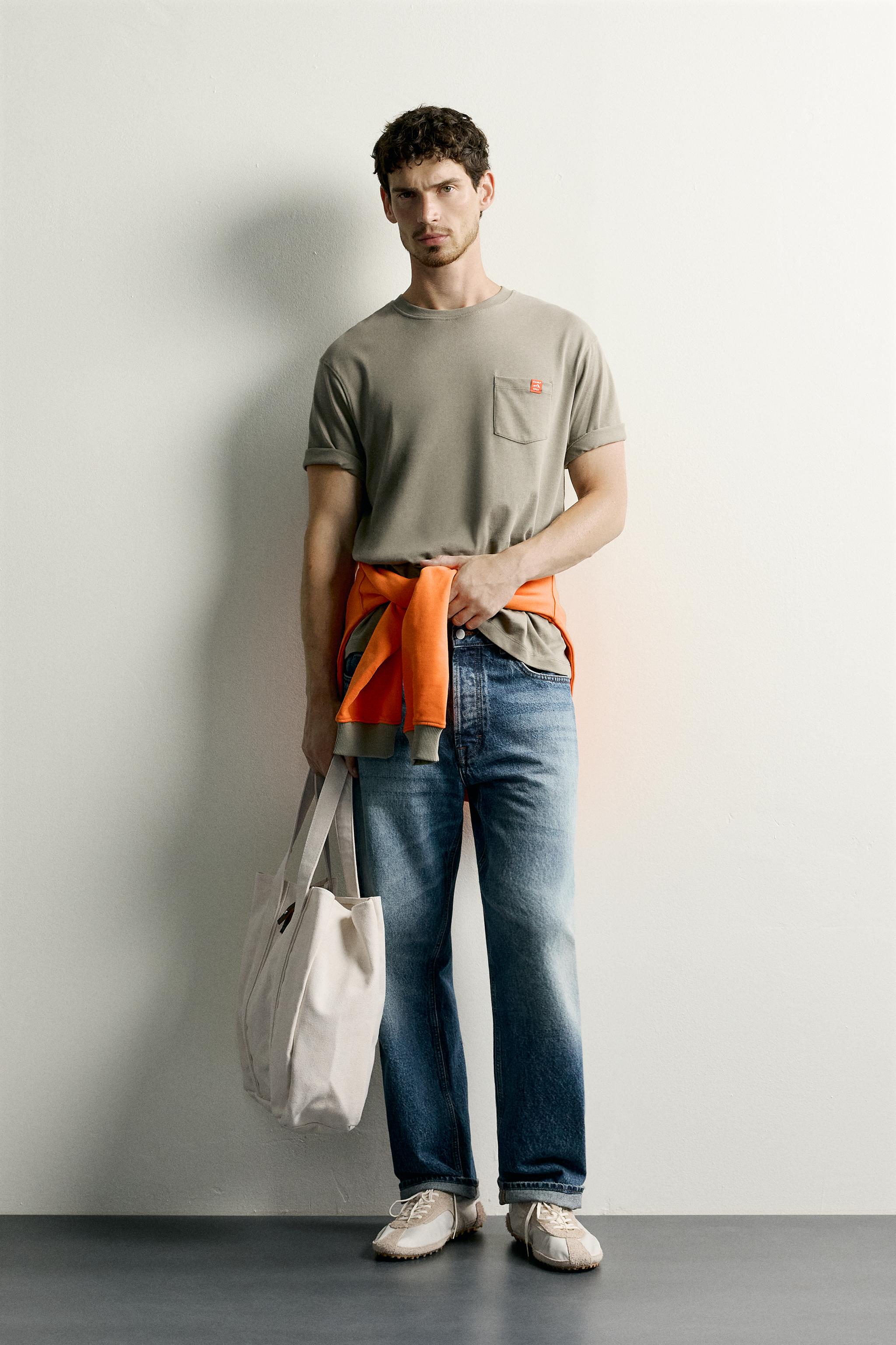 T-SHIRT REGULAR FIT À POCHE ÉTIQUETTE